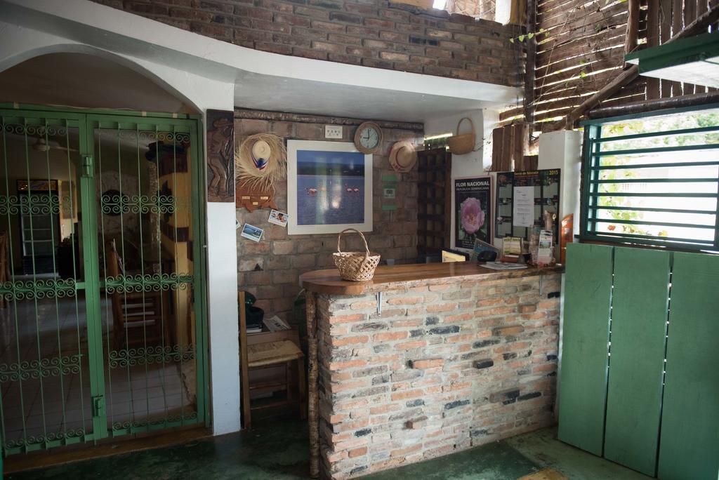 Hostal Dona Chava Pedernales Exterior foto